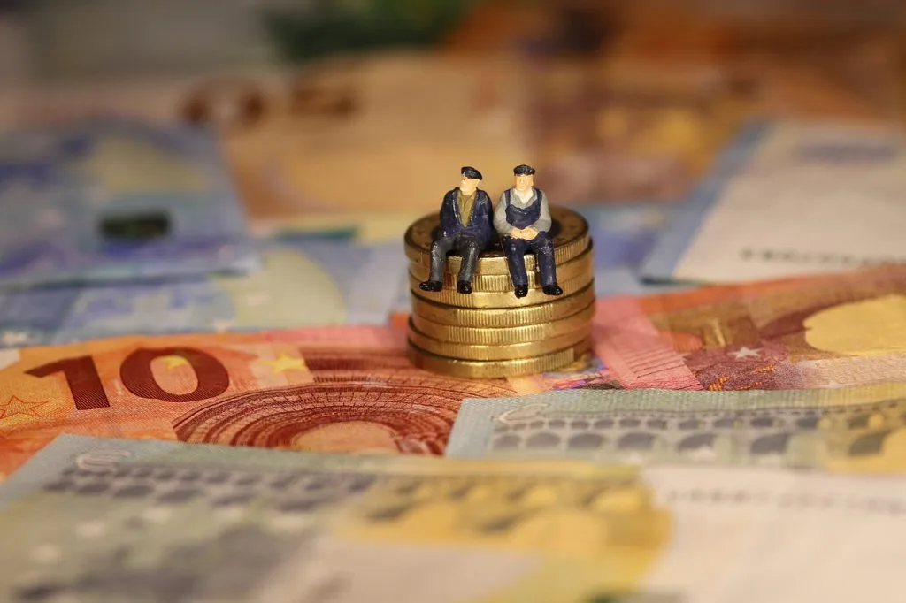 Bien choisir une mutuelle santé ou assurance auto : conseils pour faire des économies