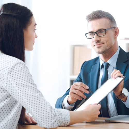 Stratégies efficaces de conseil clientèle pour les courtiers en assurances